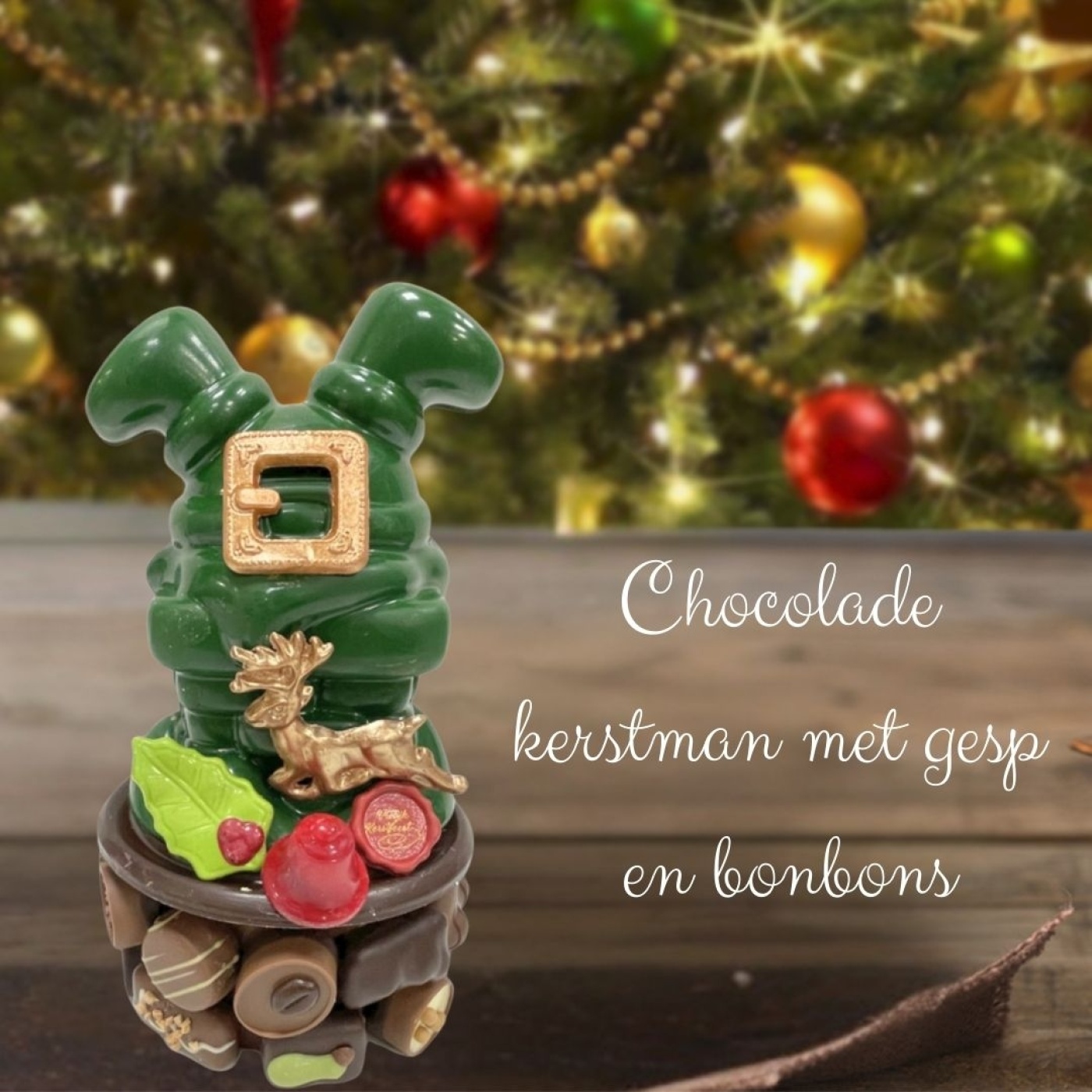 Chocolade kerstman met gesp en bonbons.jpg Chocolade kerstman met gesp en bonbons.jpg